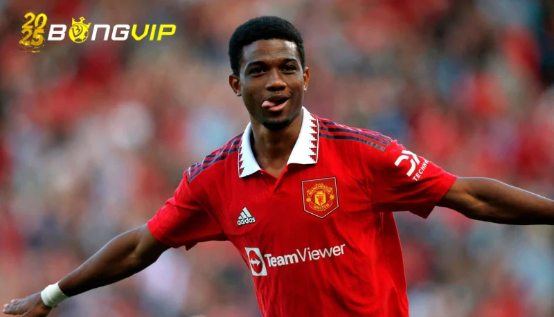 Tiền đạo Man Utd hành động xấu xí ở Malaysia Manchester United lên tiếng trấn an dư luận