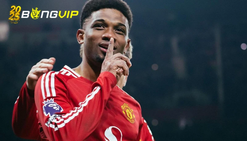 Tiền đạo Man Utd hành động xấu xí ở Malaysia Sự việc diễn ra sau trận giao hữu với các ngôi sao Đông Nam Á